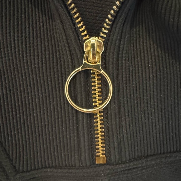 Varley Half-Zip Pullover Sweatshirt. Charcoal Gray, M. - Picture 9 of 10